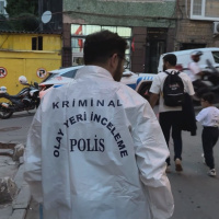 Şişli’de odasında vurulmuş halde bulundu