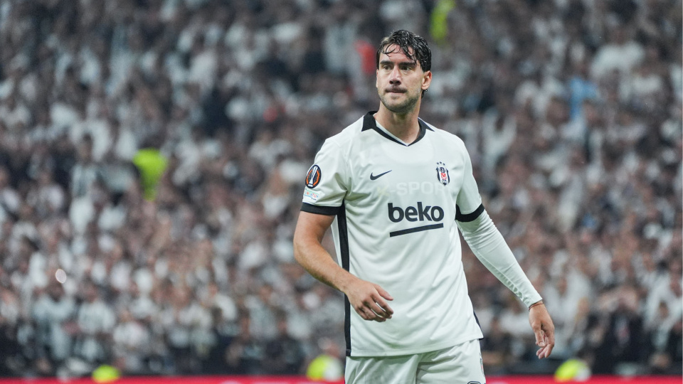 Beşiktaş'ta Vlahovic sakatlandı!