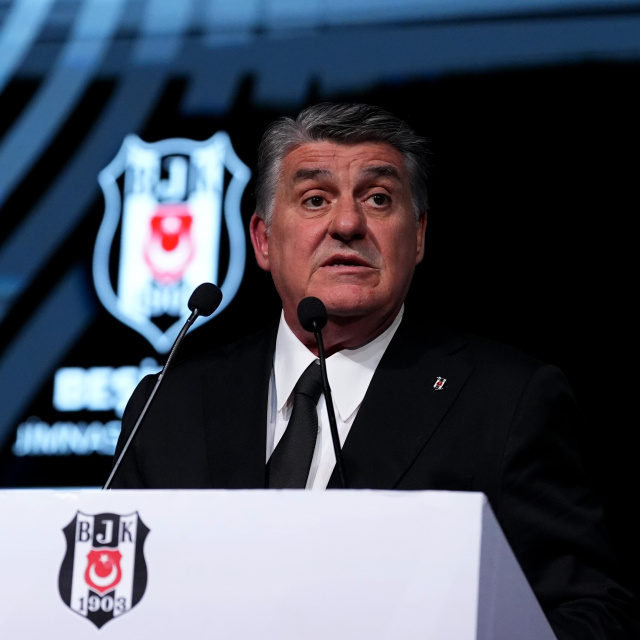 Beşiktaş'ta Adalı imzaları topladı!