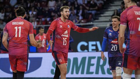 Voleybolda Polonya ve Fransa yarı finalde!