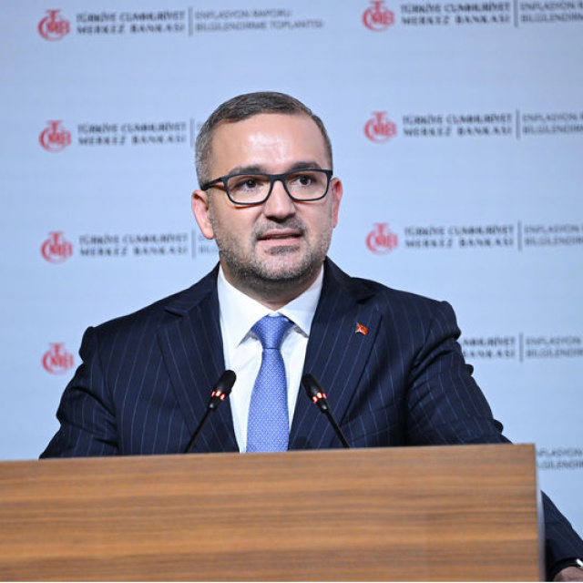 "Dış ticaret dengesi iyileşti"
