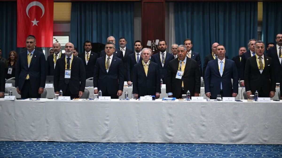 Fenerbahçe'de kritik gündemler!