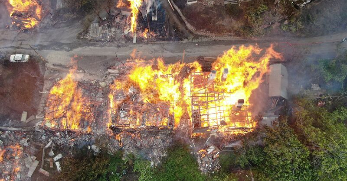 Kastamonu'da yangın! 7 eve sıçradı