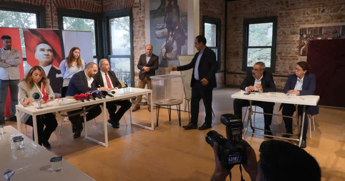 Adalar başkan vekili seçimi yapılıyor