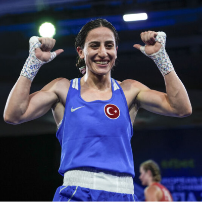 Gizem Özer madalyayı garantiledi!