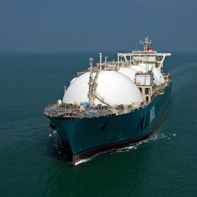 Karpowership'ten 8 yılda 7 yüzer LNG terminali