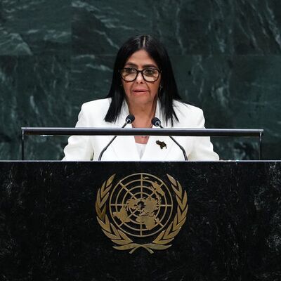 "Venezuela'da demokratik geçiş süreci başladı"