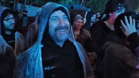 Halit Ergenç, dünyaca ünlü sanatçıların konserlerini takip etmeye devam ediyor.…: Bilinenler ve sonraki adımlar