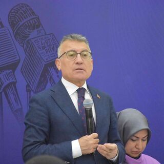 "Her gün bir belediye başkanı istifa ediyor"