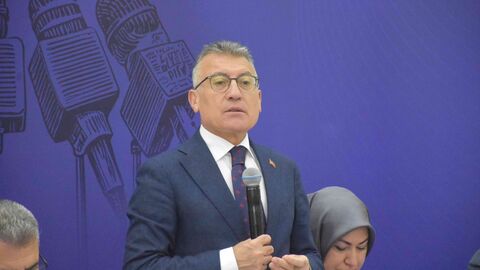 Neler oluyor? "Her gün bir belediye başkanı istifa ediyor"