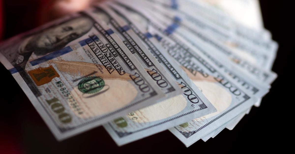 Döviz mevduatlarında 3 milyar dolarlık artış