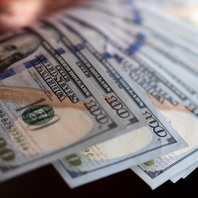 Döviz mevduatlarında 3 milyar dolarlık artış