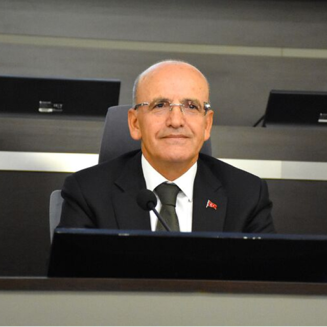 'İstifa iddiaları yalandır'