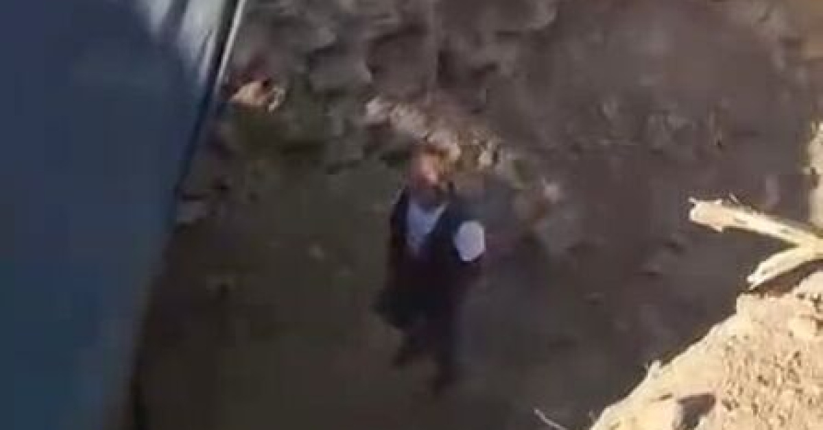 Çilek bahçesinde kaçak kazıya suçüstü: 6 gözaltı