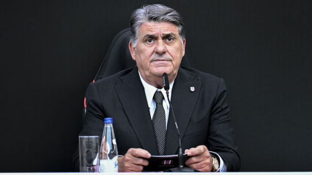 "Siyahla beyaz kadar fark var!"