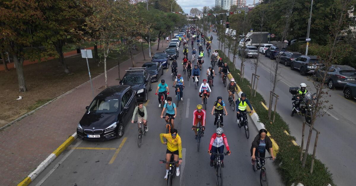 Bisikletliler Kadıköy'de buluşacak