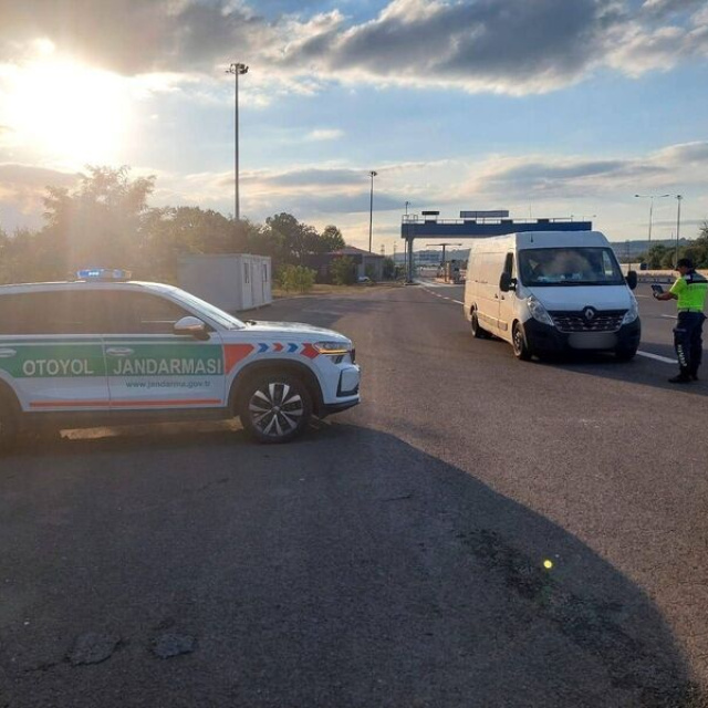 Sakarya'da iki ayrı denetimde ele geçirildi