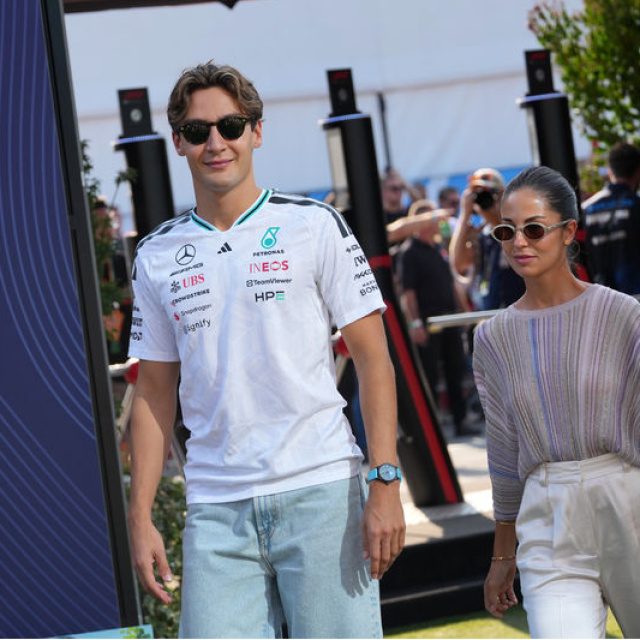 Azerbaycan GP'de pole George Russell'ın