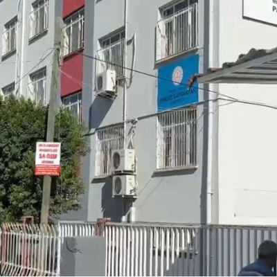 7 yaşındaki çocuğun çantasında tabanca bulundu