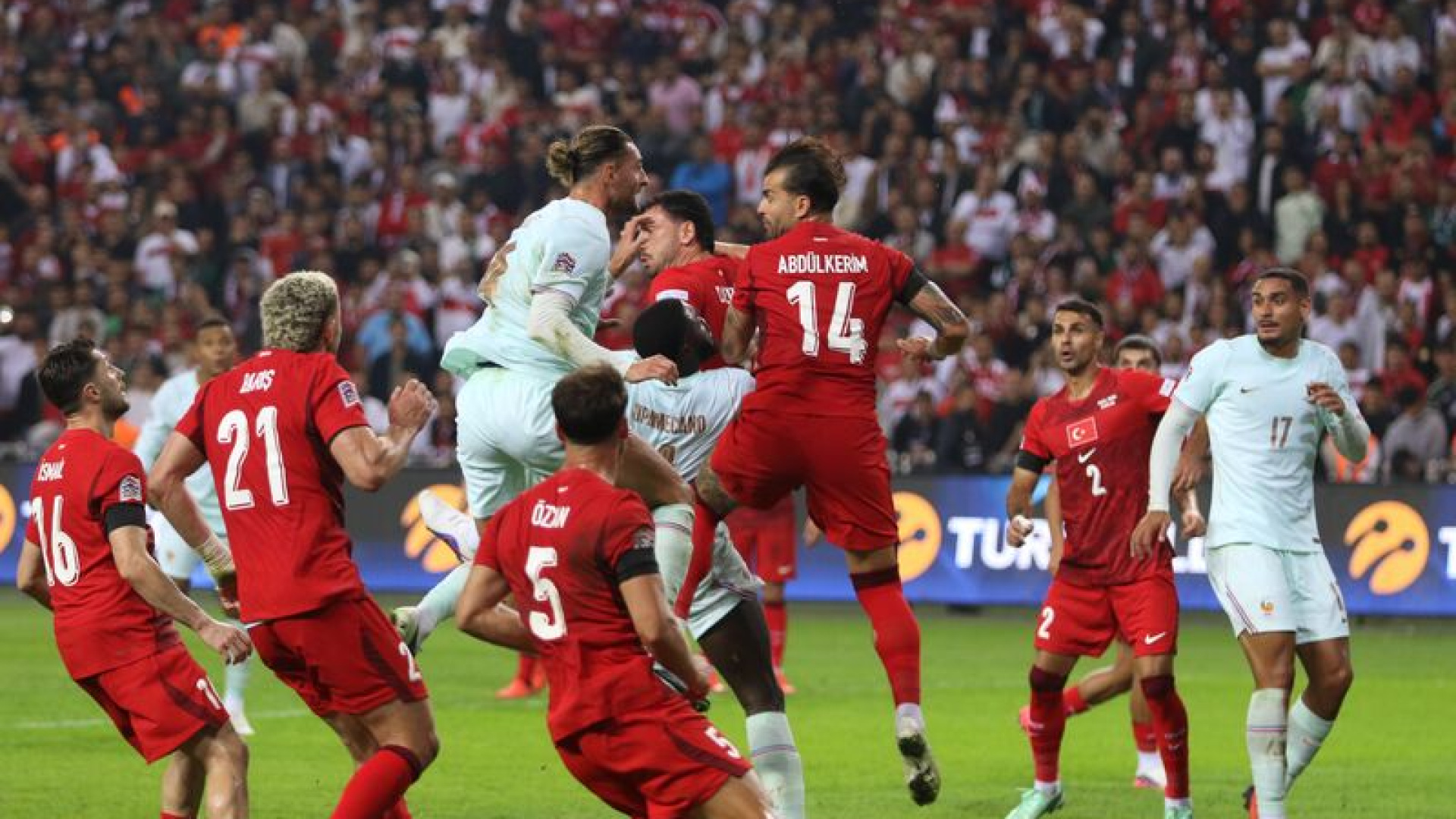 A Milli Futbol Takımı, Kocaeli'de Fransa'ya karşı hazırlanıyor