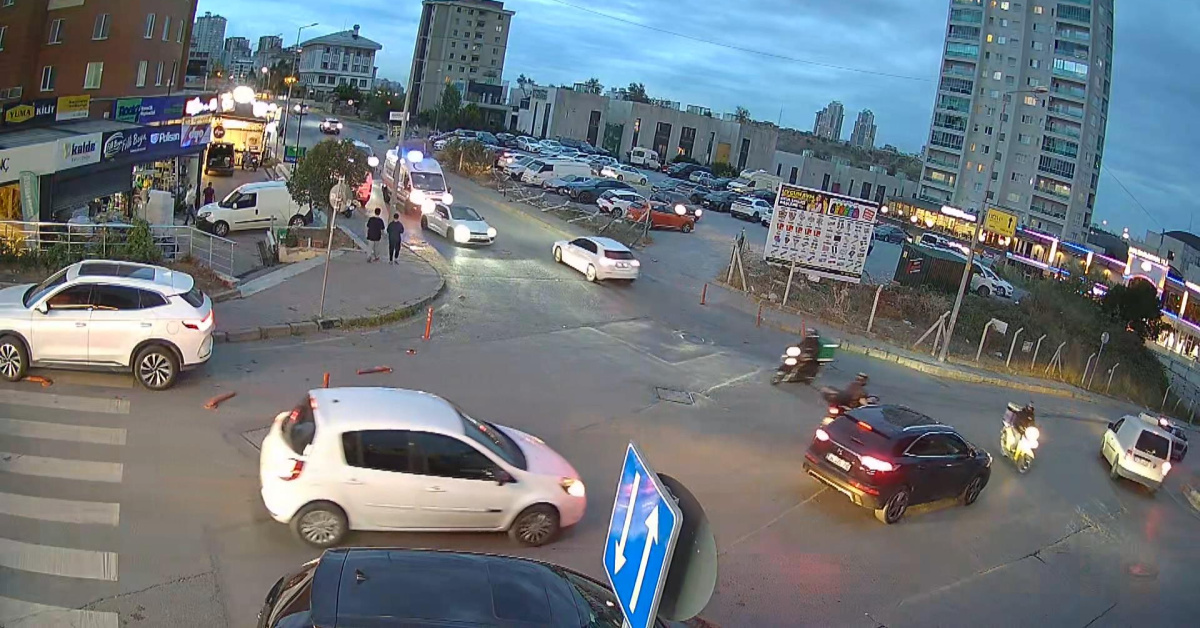 Ambulansa yol vermeyen sürücüye ceza