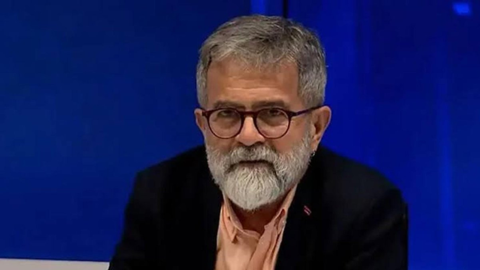 Ali T., 'Bakan istifa edecek' paylaşımı nedeniyle gözaltiye alındı