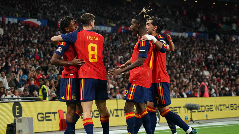 Gol düellosunda kazanan İspanya!