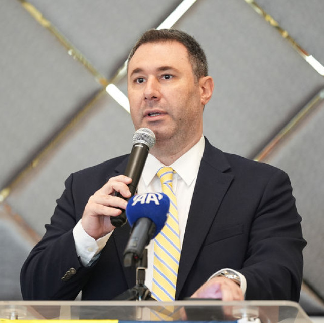 "Borç astronomik rakamlara ulaştı!"