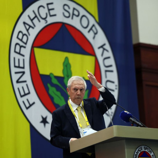 Aziz Yıldırım genel kurulda ateş püskürdü!