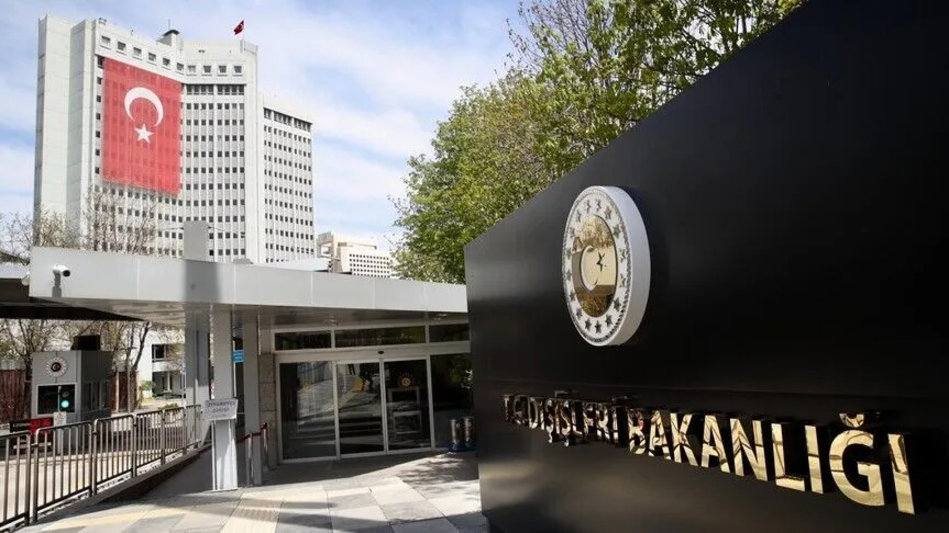Dışişleri Bakanlığı, Mescid-i Aksa baskınına güçlü kınama geldi