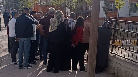 Günün notu | Kız öğrenci okula silahla geldi! Van'da korku dolu anlar!