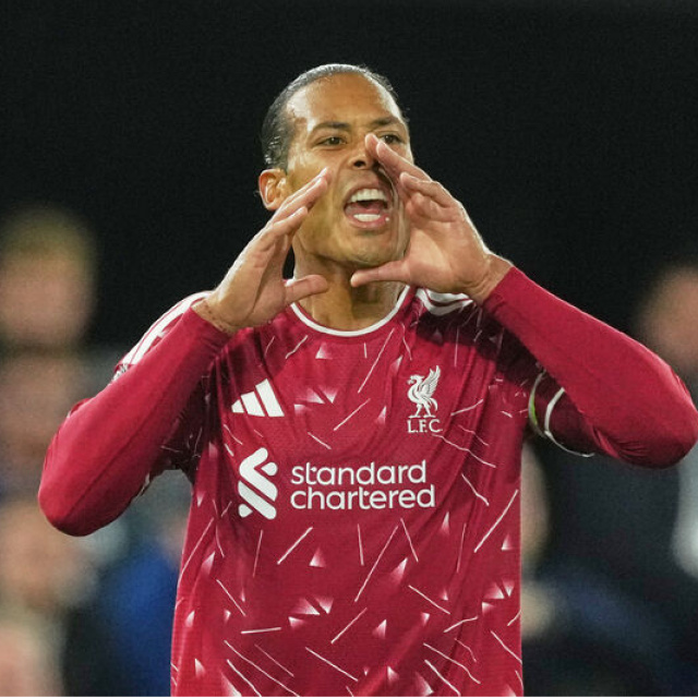 Van Dijk'ın transferine Flick engeli!