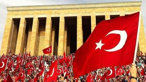 Cumhuriyetimizin kuruluş yıldönümü olan 29 Ekim Cumhuriyet Bayramı için geri