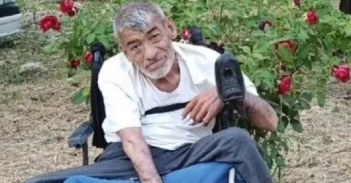 Akülü sandalyesiyle alevler içinde kaldı