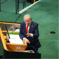 Netanyahu'nun Abu Dabi ısrarı