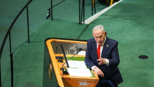 Netanyahu'nun Abu Dabi ısrarı