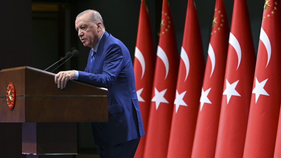 Ekonomi yönetimiyle fon toplantısı