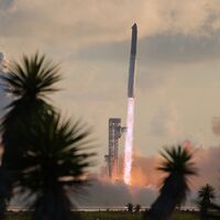 Elon Musk'ın dev roketi ilk kez yörüngeye ulaştı