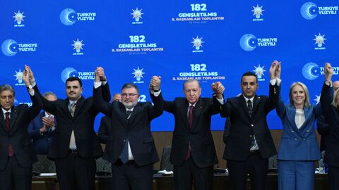 9 belediye başkanı AK Parti'ye katıldı | Hatay Masası | Haberler analizi