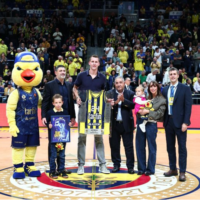Fenerbahçe'den Jan Vesely'e veda töreni!