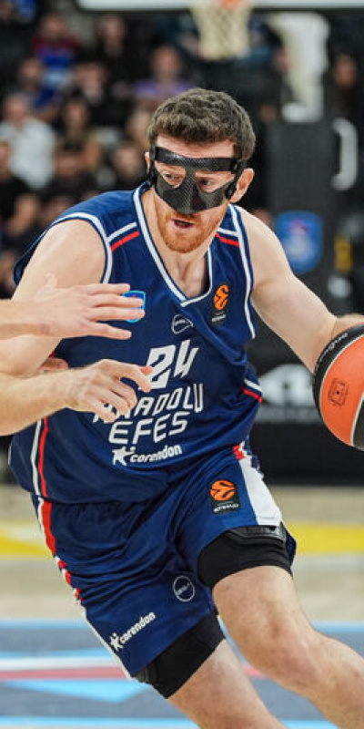 Anadolu Efes Real Madrid'i devirdi!