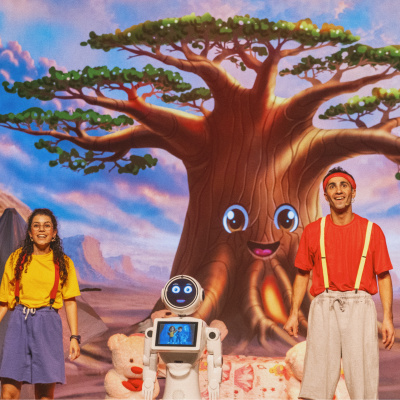 Türkiye’nin ilk robotlu çocuk tiyatrosu sahnede!