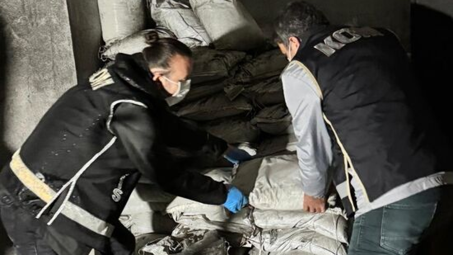 800 bin dolara satacaklardı. Tam 8 ton!