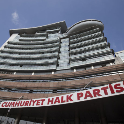 CHP'den 3 belediye başkanına ihraç kararı