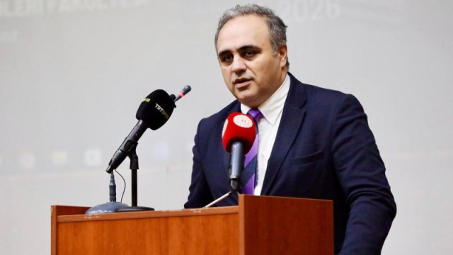 Ural Aküzüm istifa etti!