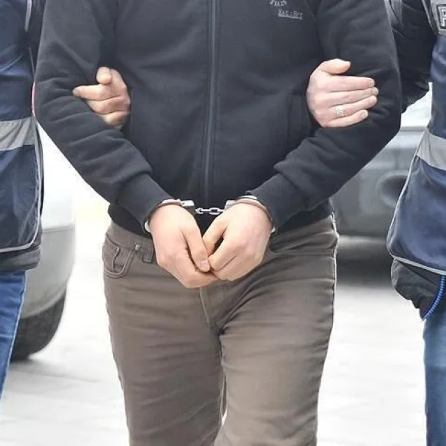 Büyü bozma vaadiyle 794 bin TL dolandırıldı