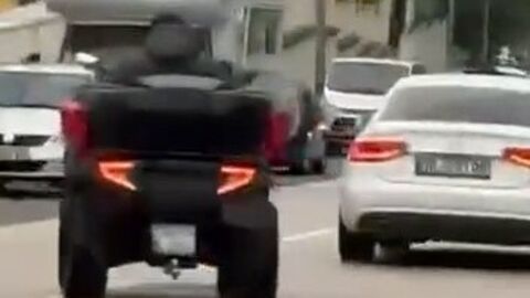 Korkutan görüntü! ATV ile drift ve makas!