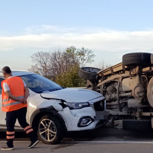 İçerisinde çocuk bulunan otomobili kaçırdı iddiası!