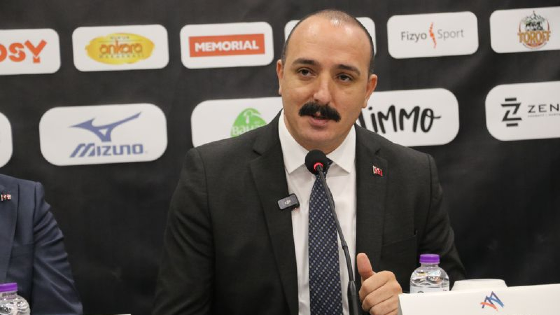 Konyaaltı BelediyeBaşkanı, CHP’den istifa etti