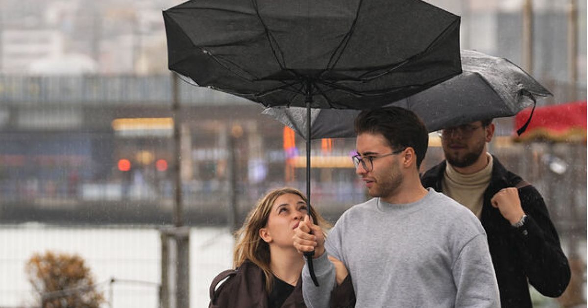 Bu gece başlıyor... Meteoroloji ve AKOM İstanbul için saat verdi